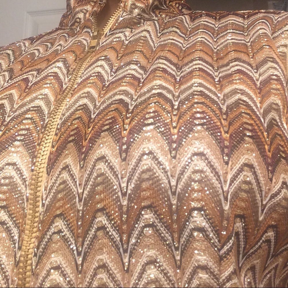 Kurta only. - Picture 2 of 3